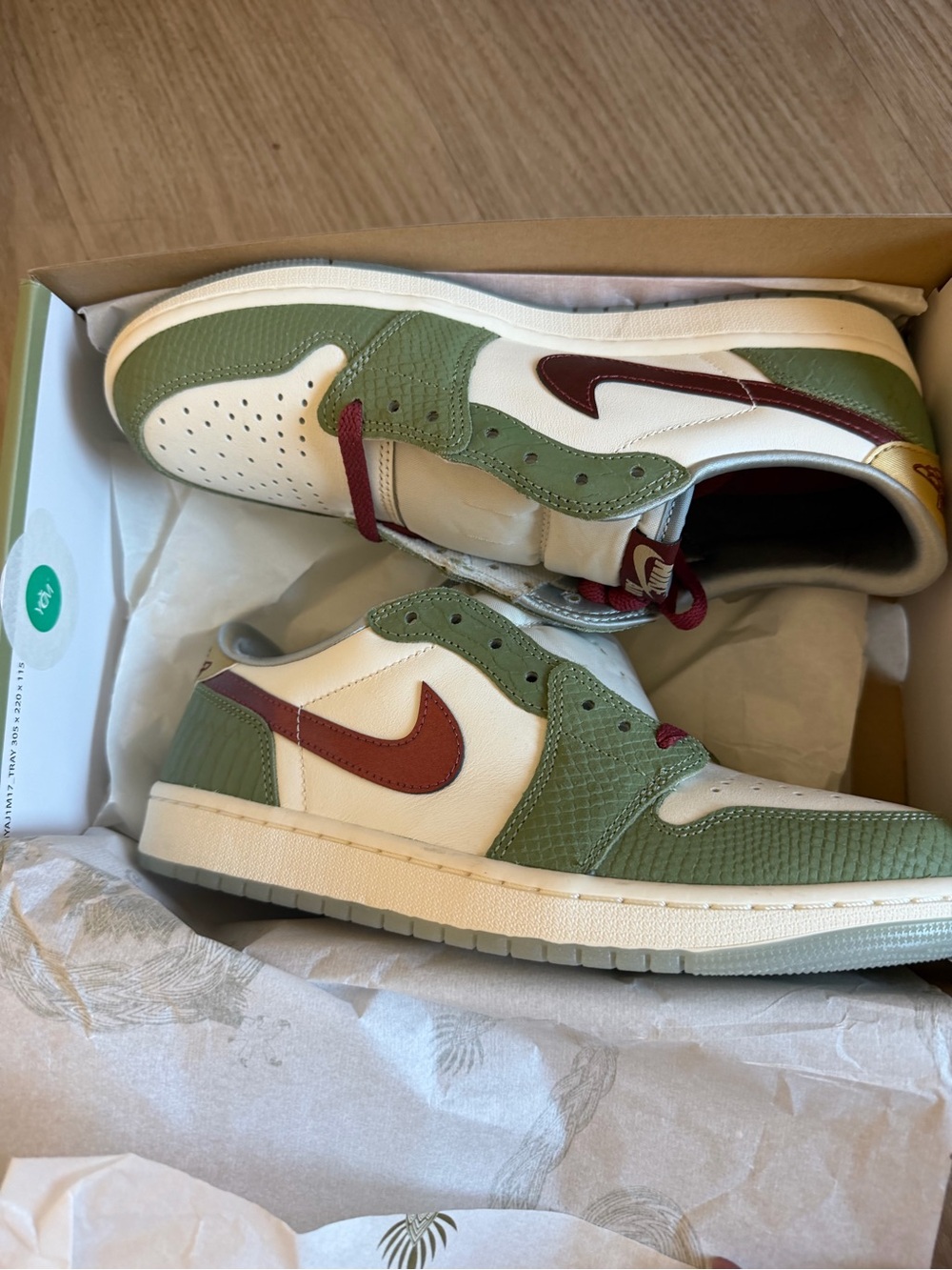 Air Jordan 1 Low OG Year of the Dragon 2024- Special Edition OG BOX